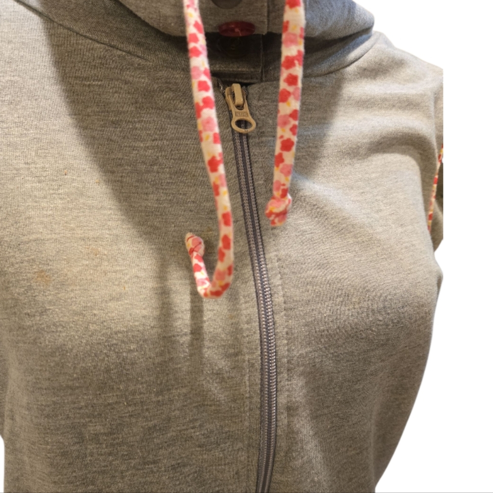Vintage Gray and Pink Puff Sleeve Cap Sweatshirt - Picture 2 of 8
